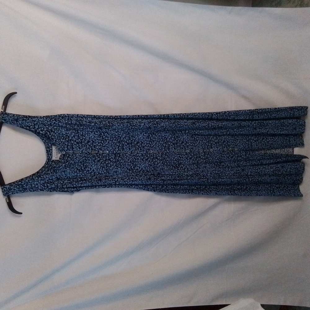 Nwot Basic Editions button down front Maxi dress